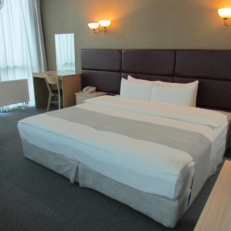 J Hotel Ulaanbaatar Exterior photo